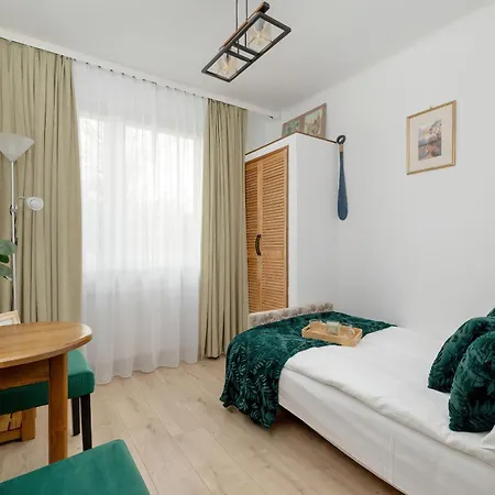 Comfortable Apartment With Balcony In Krakow By Rent Like Home Екстер'єр фото