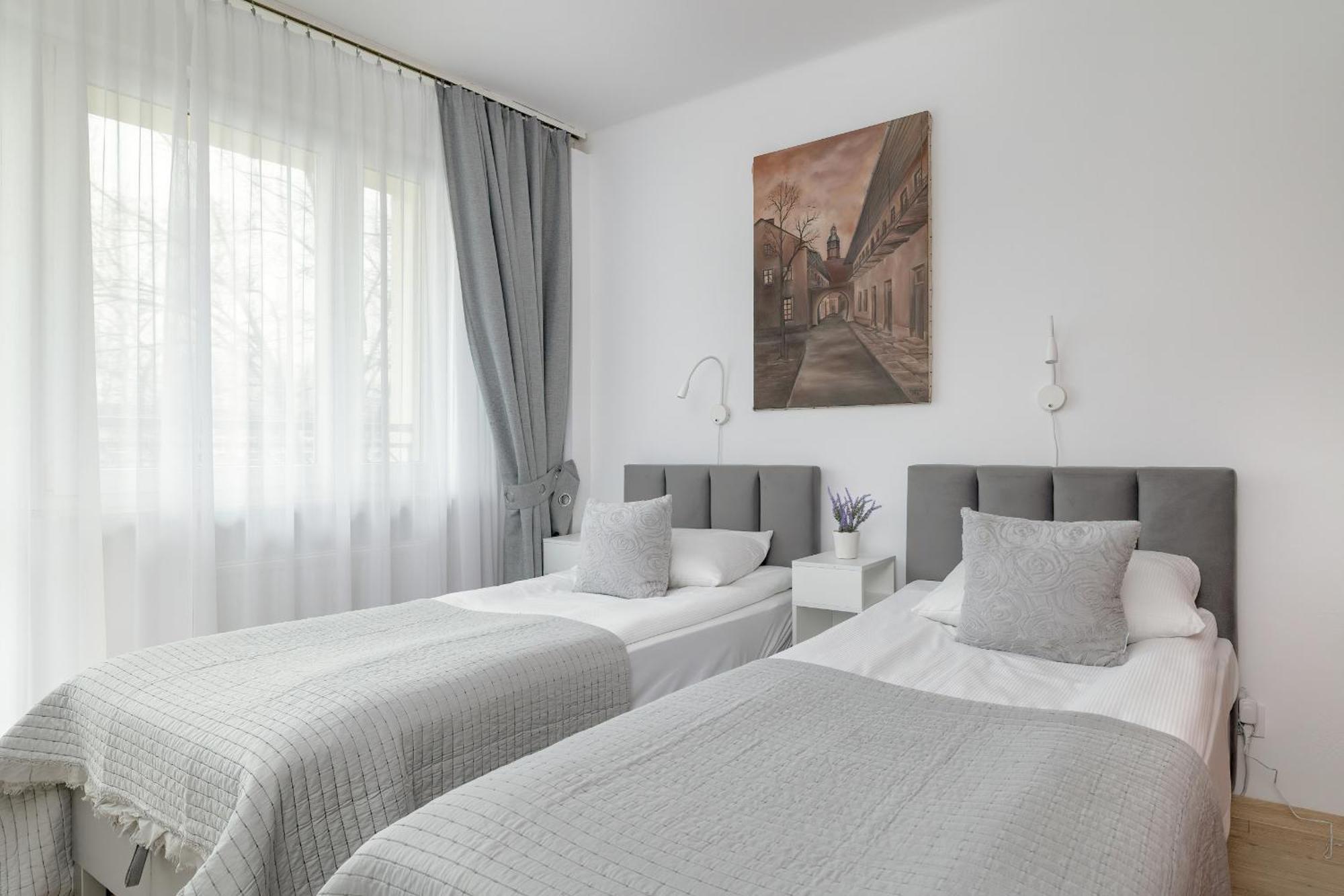 Apartament Comfortable With Balcony In By Rent Like Kraków